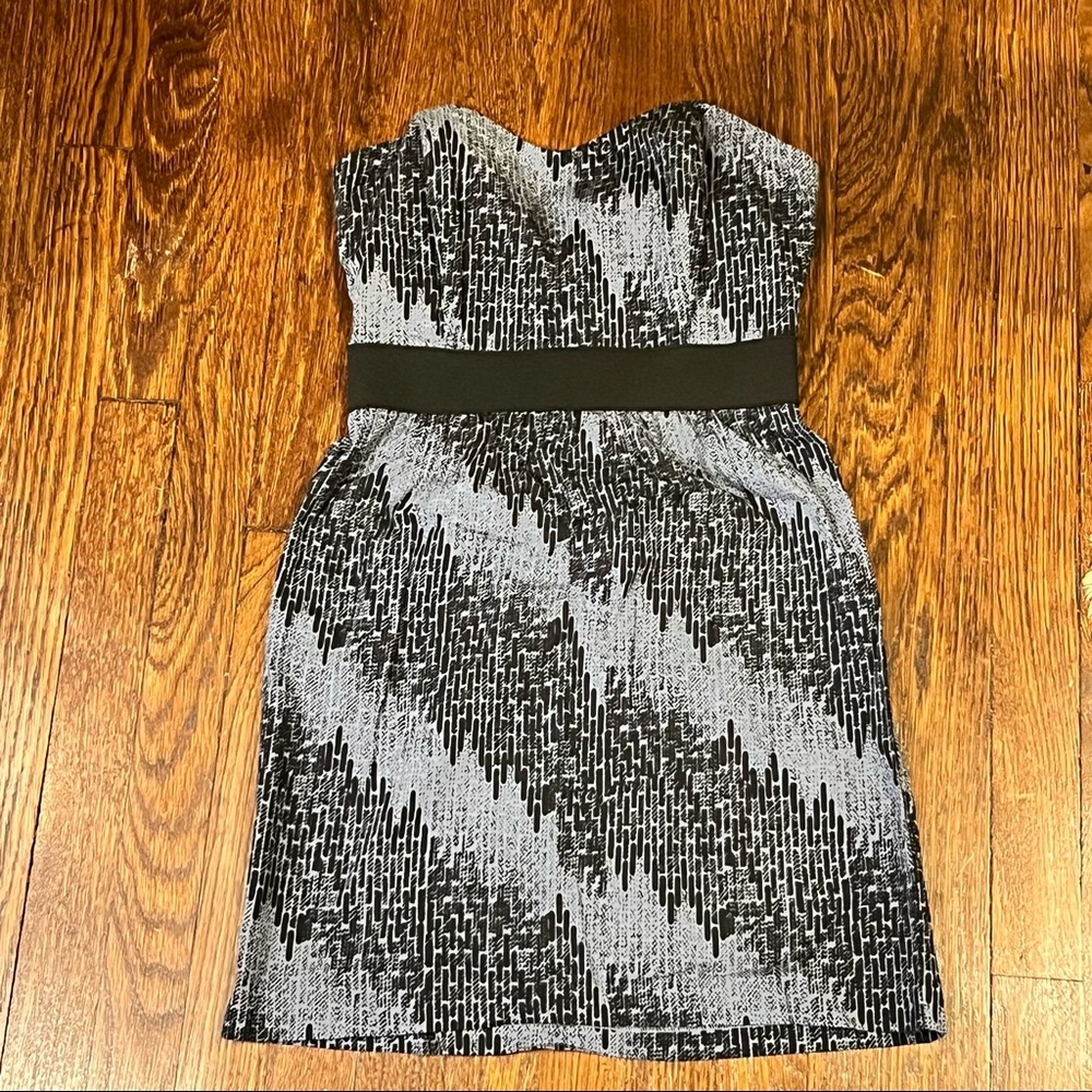 Silence + noise strapless dress